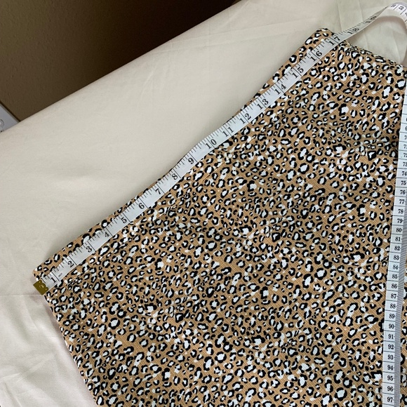J. Crew tan animal print pencil skirt lined zip back vent size 12 - Picture 3 of 13